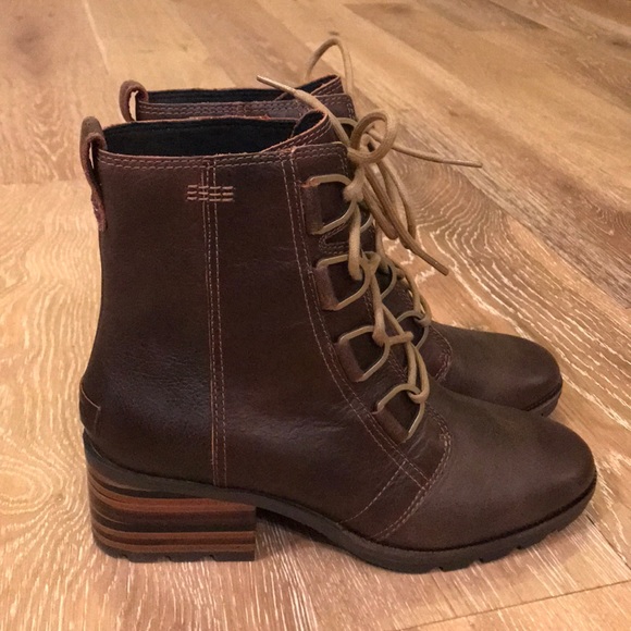 New Sorel Cate Lace Booties in Burro - Picture 2 of 8